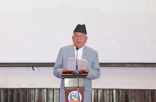 लगानीकर्तालाई बिना झन्झट लगानी गर्ने वातावरण बनाउनुपर्छः राष्ट्रपति पौडेल